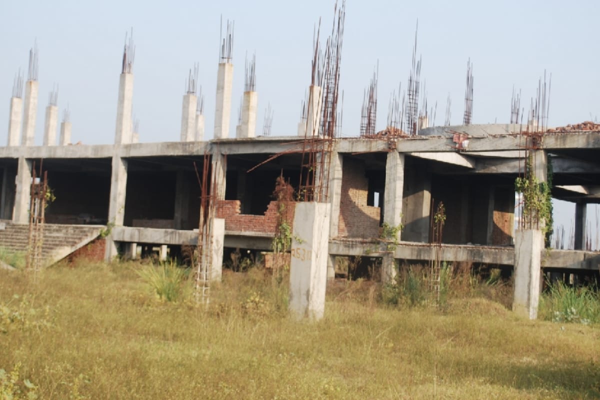 Shamli Collectorate Building design was changed for security reasons