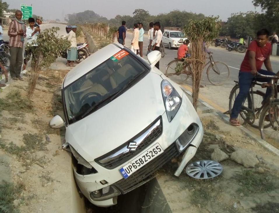 BJP leaders safe in car accident at varanasi
