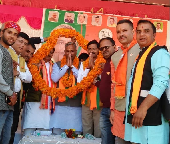 Specialist doctor will send to district headquarters: CM