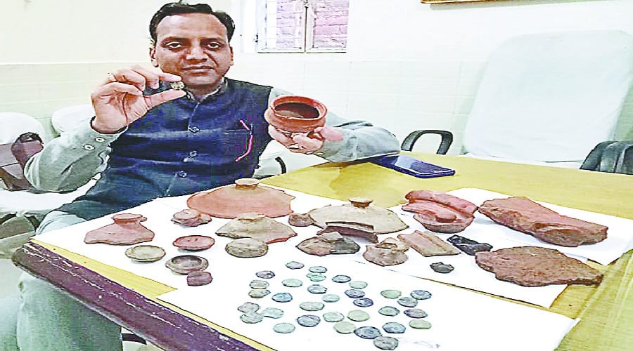 Lakshagraha barnava news, 2000 year old coins were found in excavation