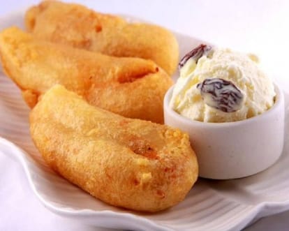 National Fast Food Day: Know the recipe of making Banana Fritters by Chef Diwanshu Puri