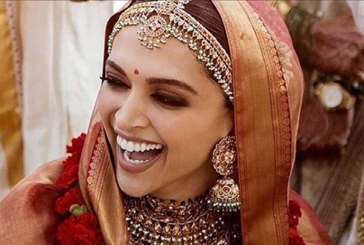 deepika padukone konkani weadding saree not designed by sabyasachi