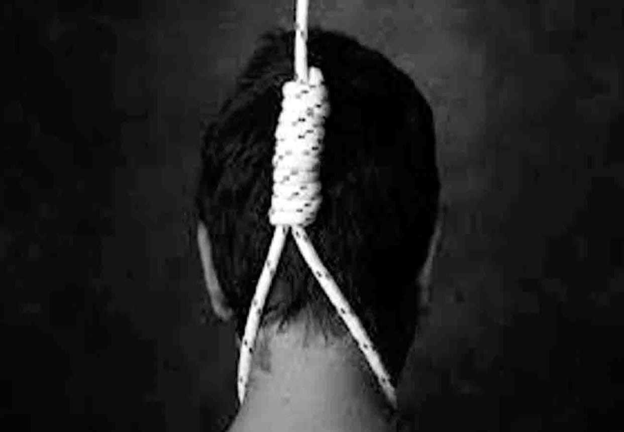 man committed suicide Being upset by financial problem