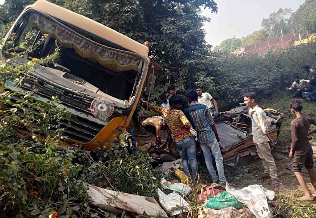three friends died in painful accident in chitrakoot