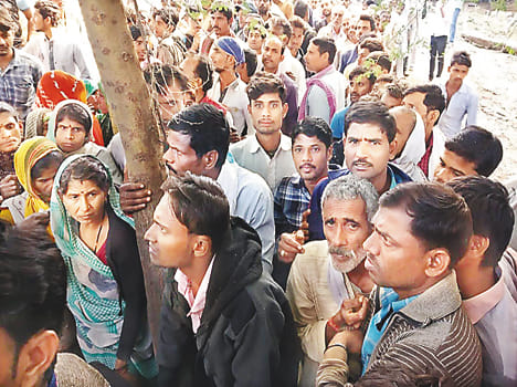 1500 tonnes of fertilizer could not be broken by strike