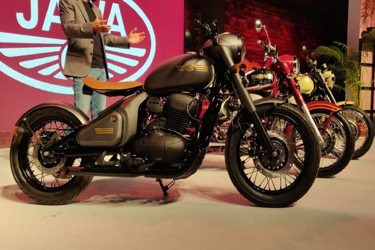 Jawa is back, Here is the pics and features of these bikes