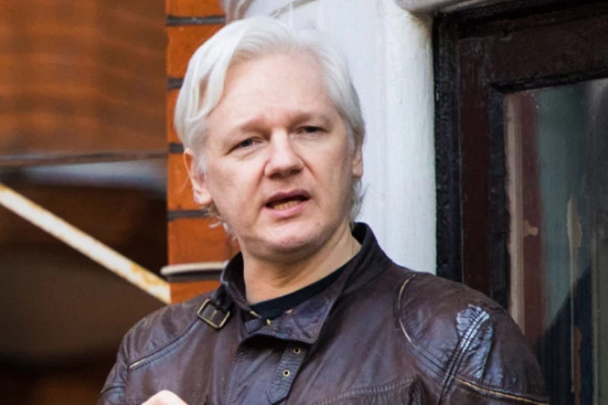 Protest start against Julian Assange arrest at large scale in the world