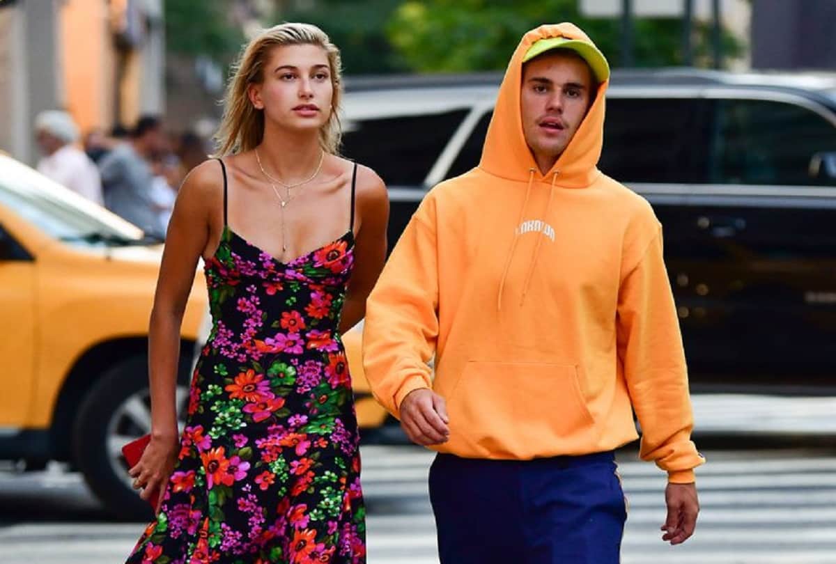 justin bieber confirms his marriage with hailey baldwin and share picture on social media