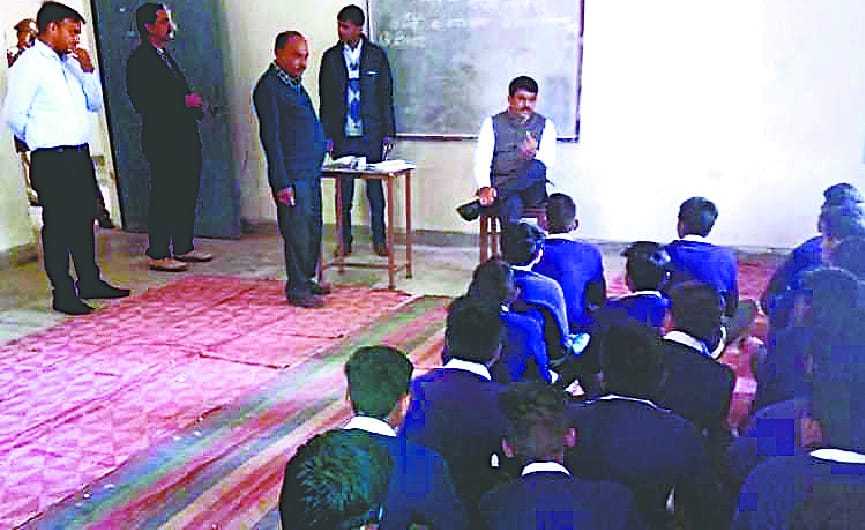 Commissioner teaches children of GIC