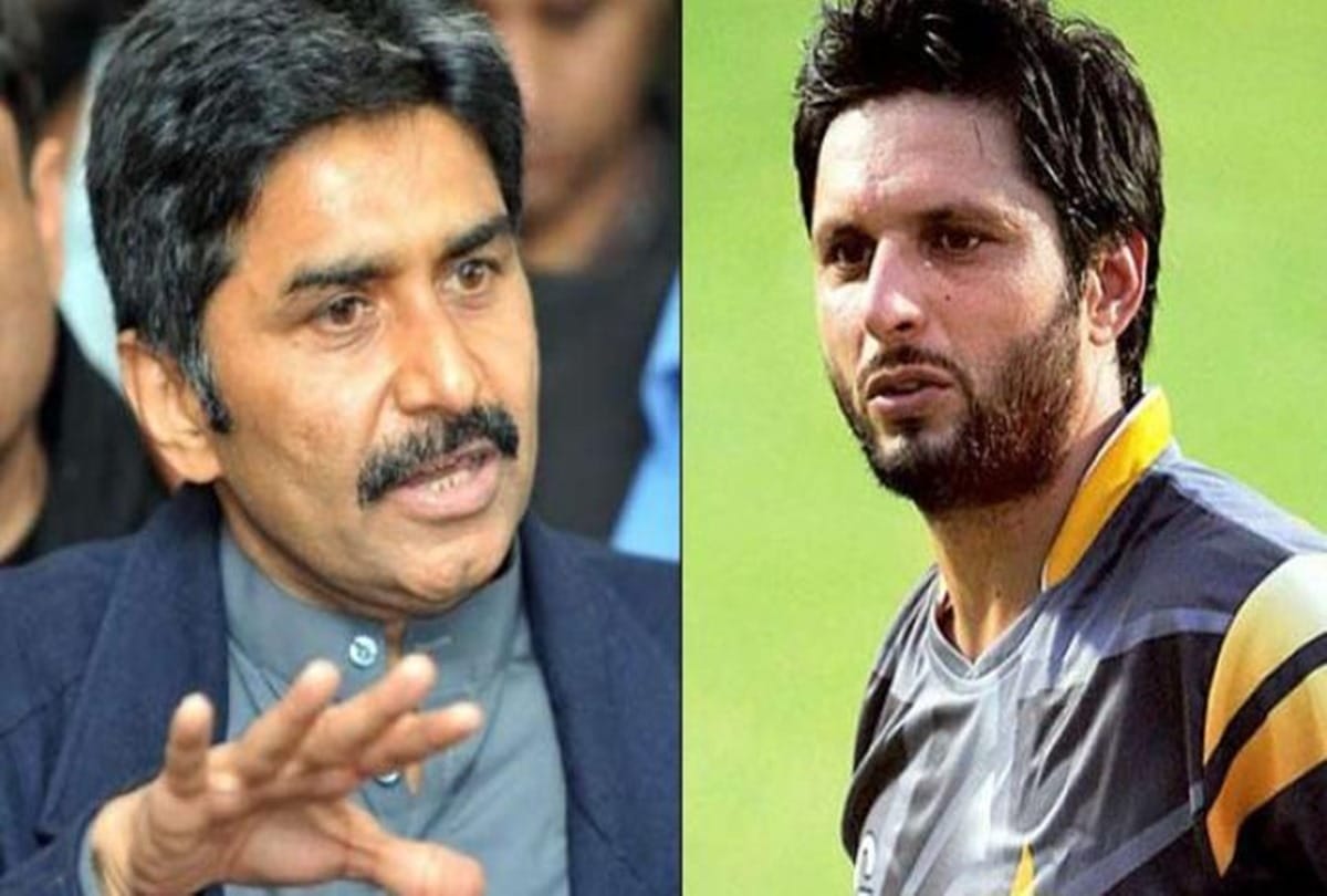 Javed Miandad advises Pakistan cricketers to avoid voicing opinions on political issues