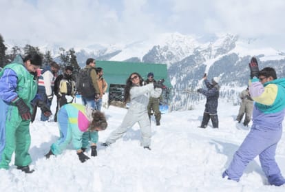 minimum temperature fall due to cold wave in himachal