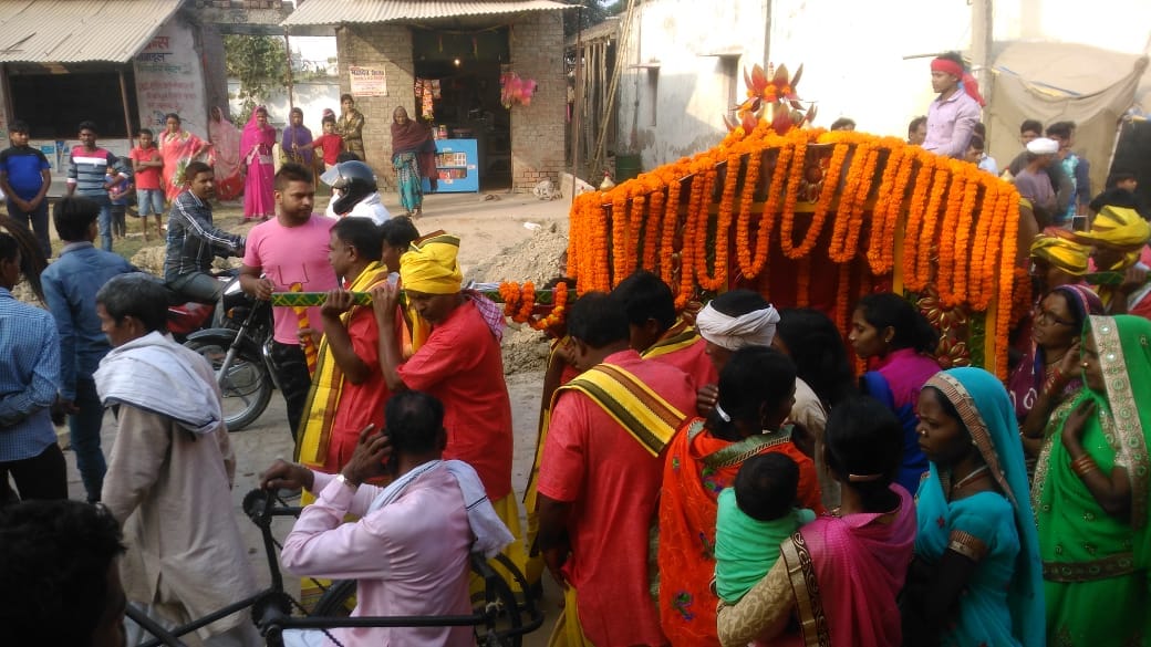 Elephant attack on youth in chandauli