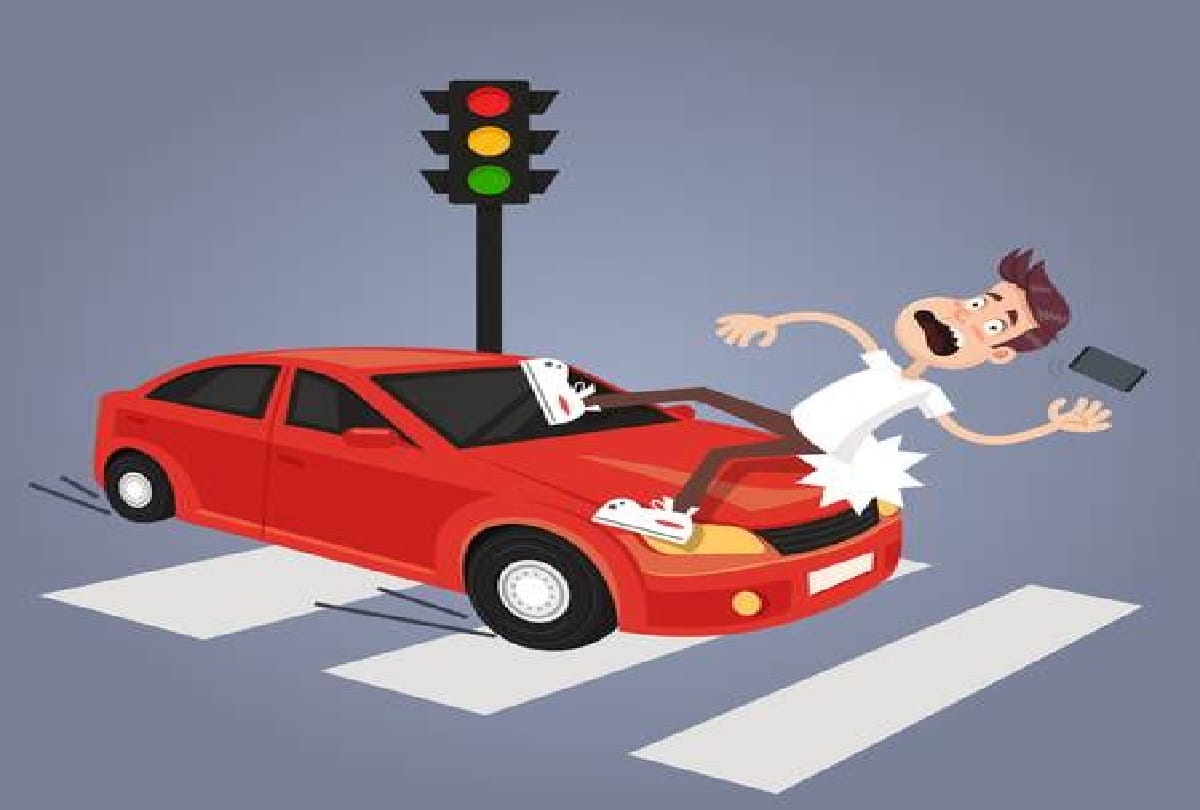 four people die in car accident in maharashtra