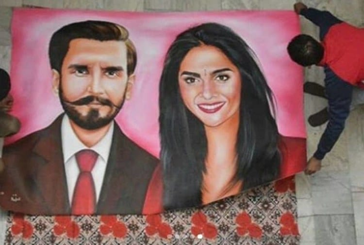 Chandigarh, A Fan Presented Special Gift of Marriage to Ranveer Singh and Deepika Padukone