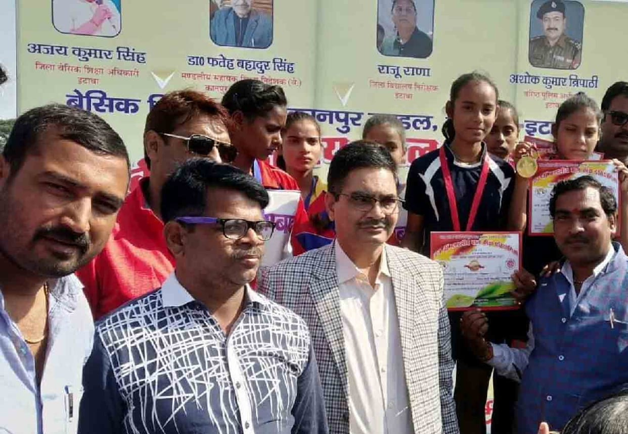 regional children's play competition in etawah