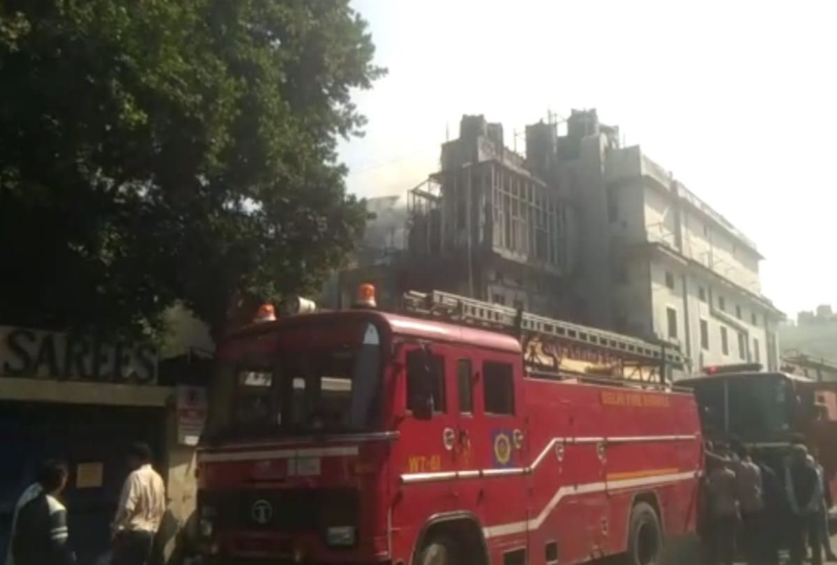 fire breaks in connaught place biryani house 4 fire tenders control after one hour