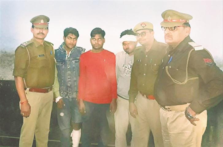 Radiate Cash Company agent robbed in a robbery encounter, wounded