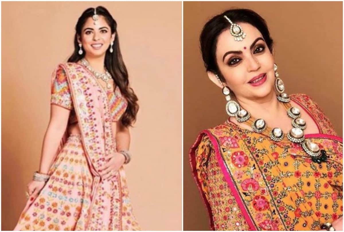 isha ambani and anand piramal wedding Floating stage and water world on Lake Pichola