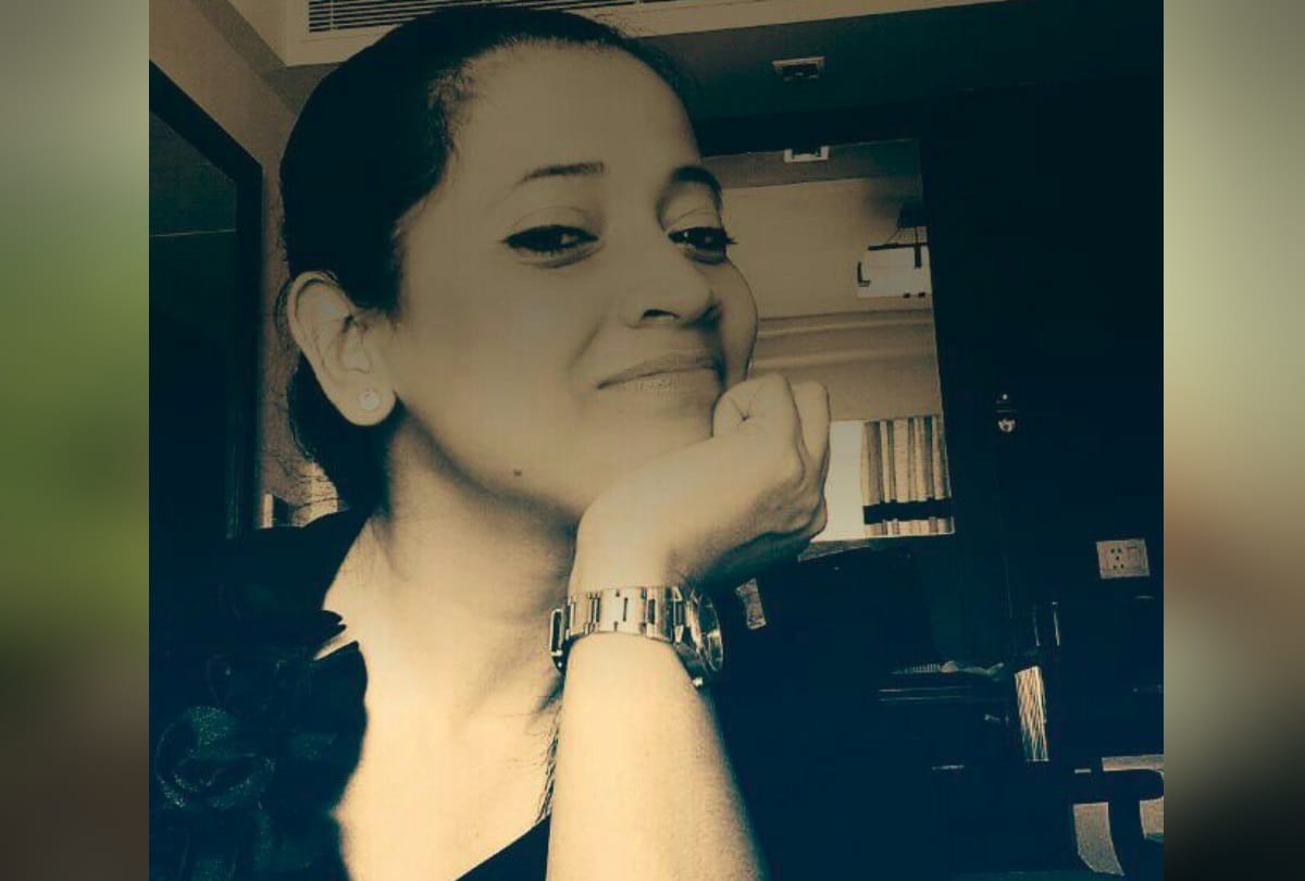 indigo staffer mousami commits suicide in gurugram guest house see her photos postmortem today