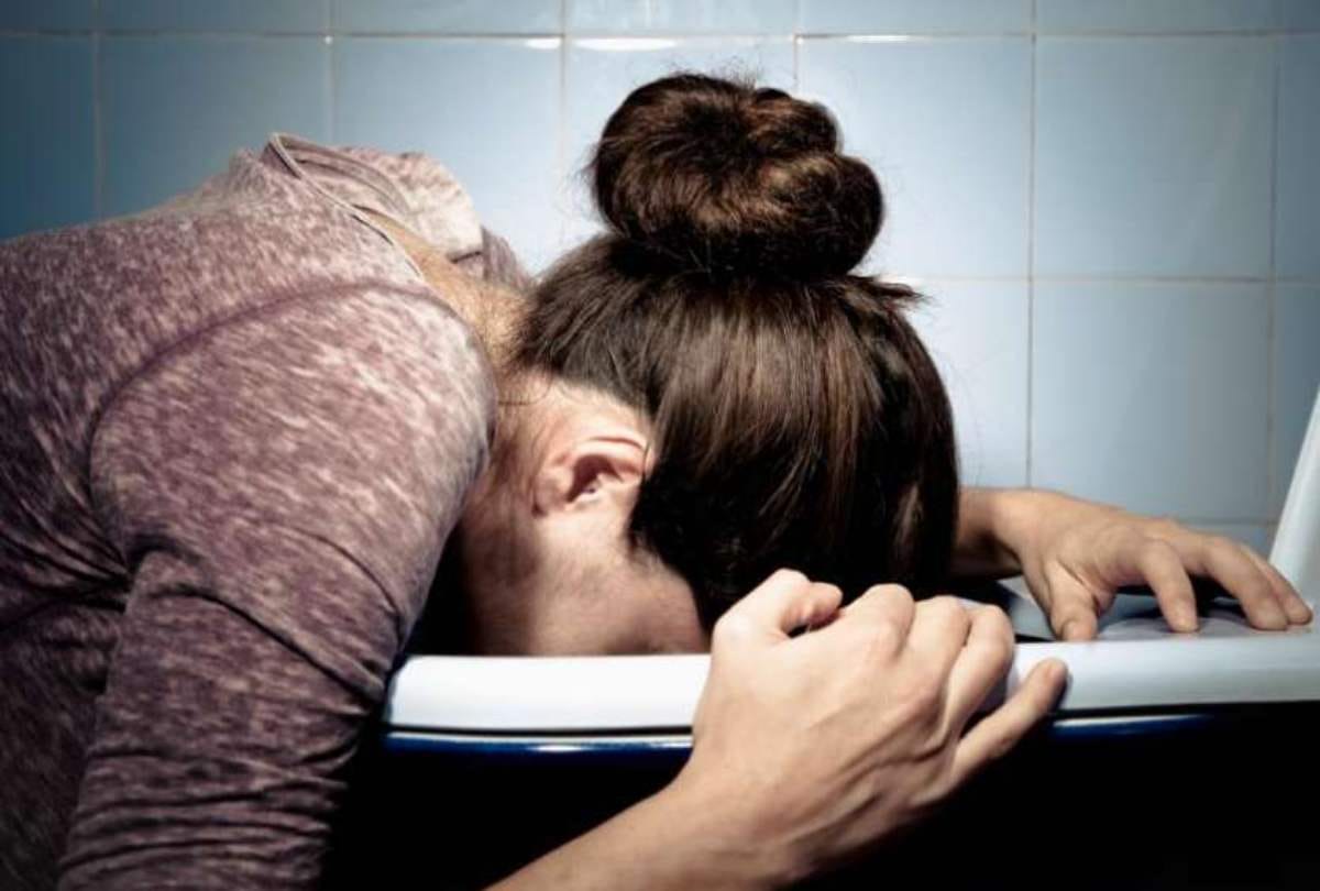 alcohol poisoning symptoms and care