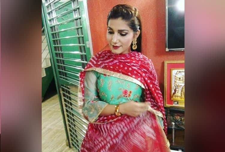 Chandigarh, Sapna Choudhary Bhai Karan Firing in Show