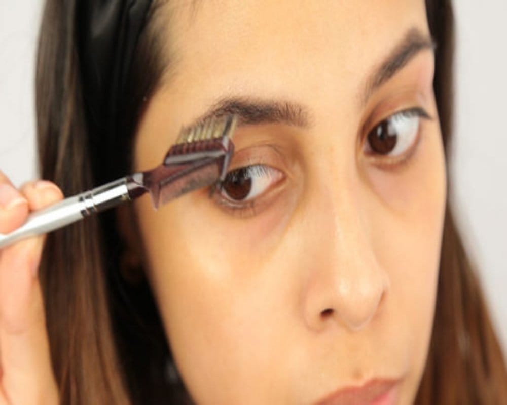 Know how your toothbrush can exfoliate your face
