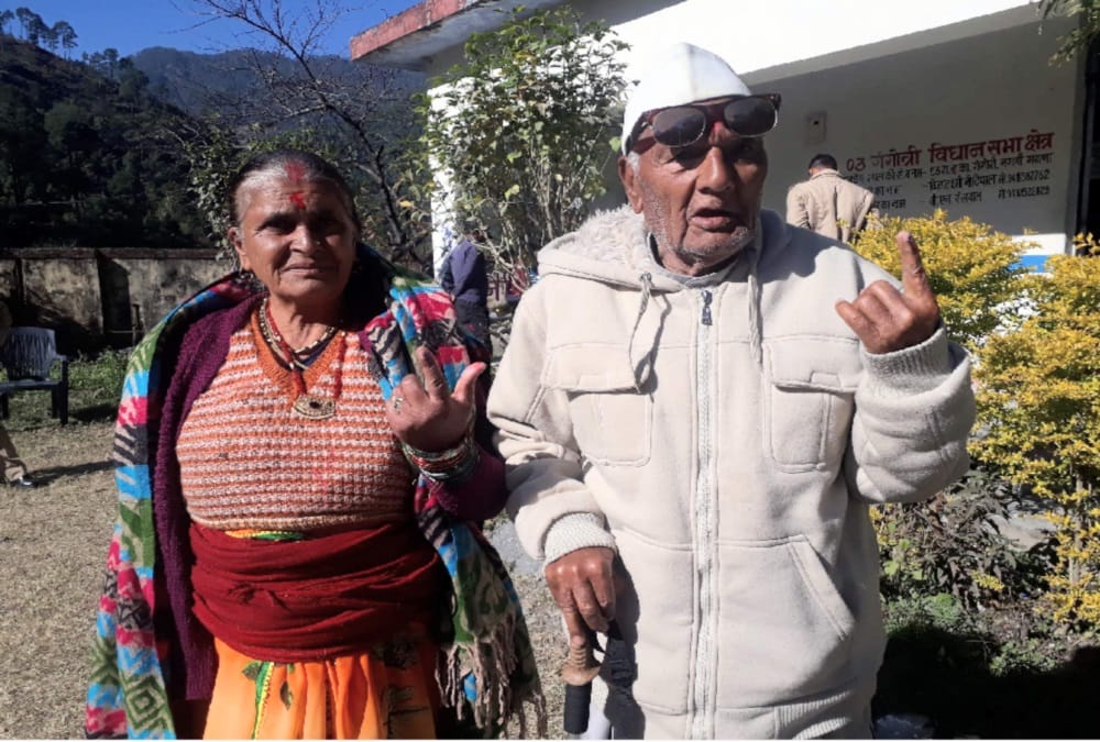 Nikay Chunav 2018 old man Give First time vote in 91 years age shocking fact