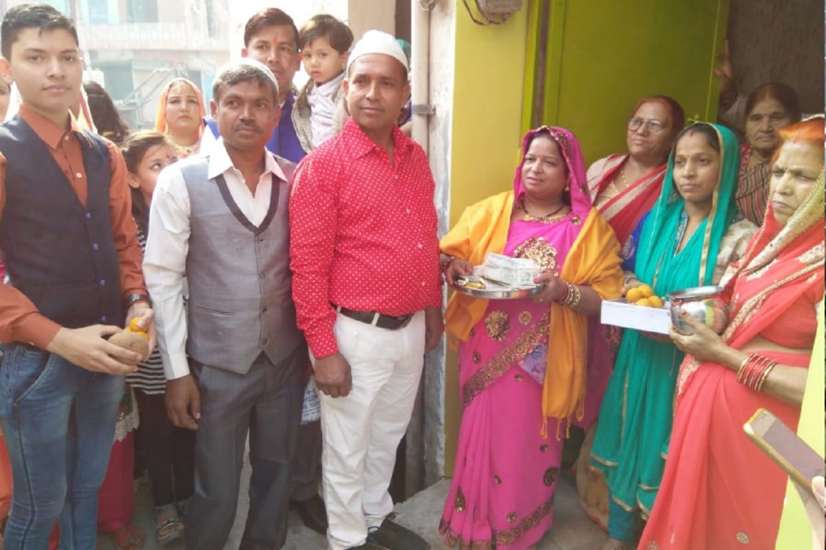 Muslim brother sets an example to help his hindu sister in baghpat gets a thums up