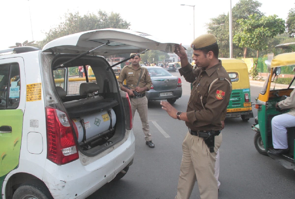 terrorist attack Inputs again reported in Delhi Red Fort security increased