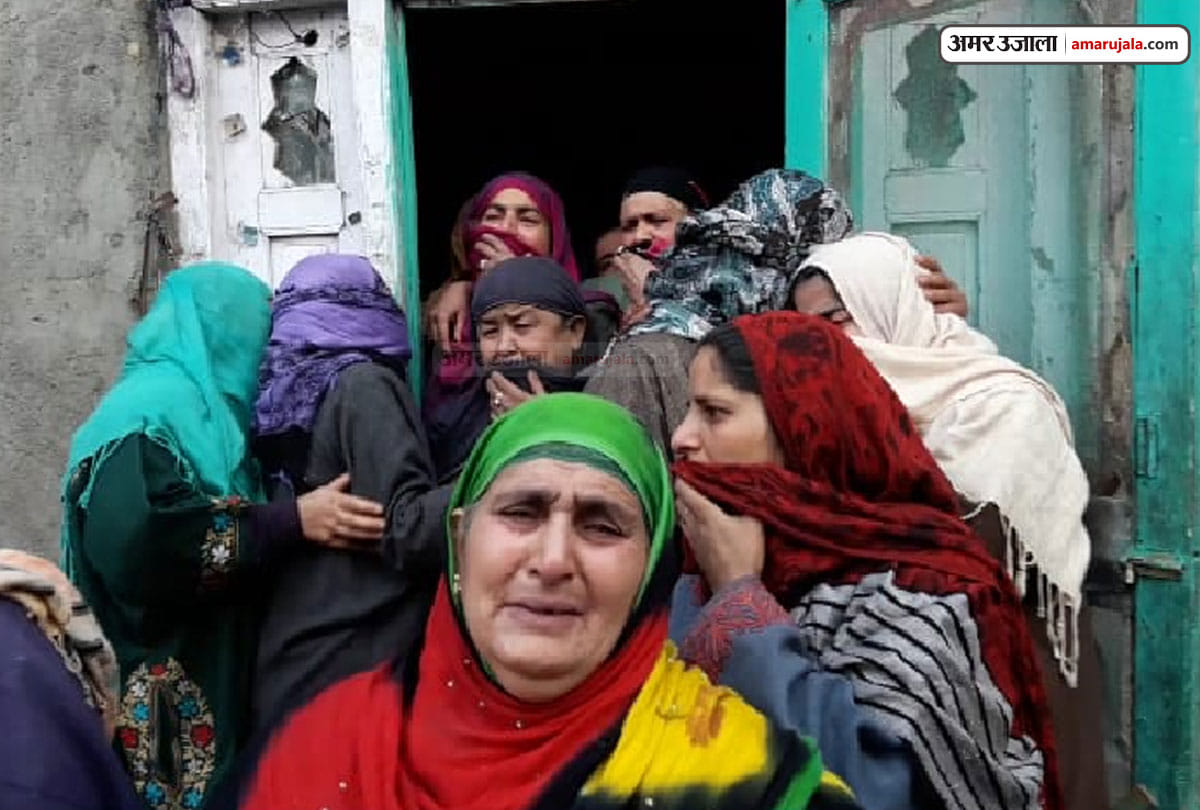 militants are reacting as talibani militants in kashmir, killed two youths brutally in last two days