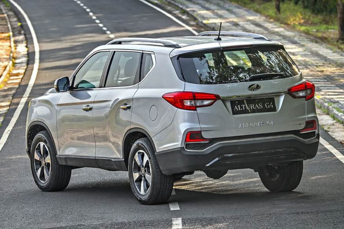 twitter users demanded new mahindra alturas g4 as gift from anand mahindra
