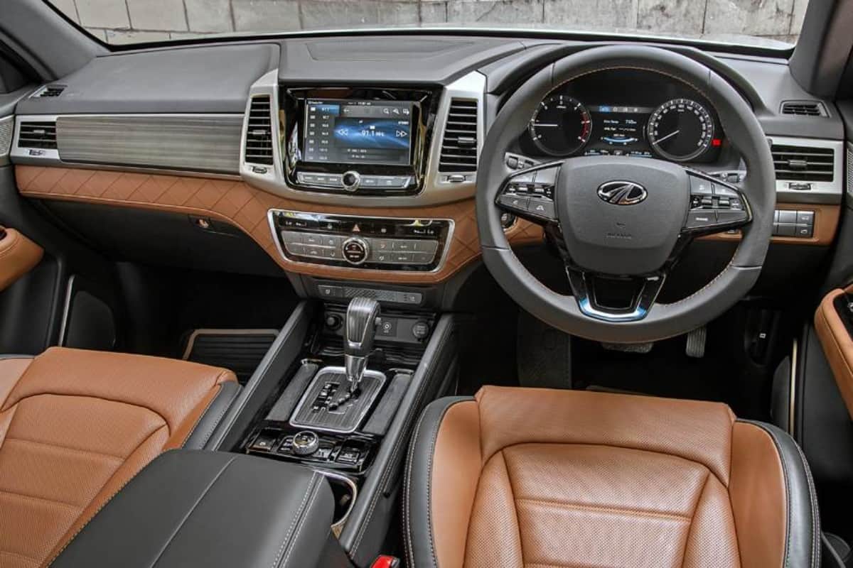 Mahindra offering bumper discount on its premium SUV Mahindra Alturas G4, Read Offer