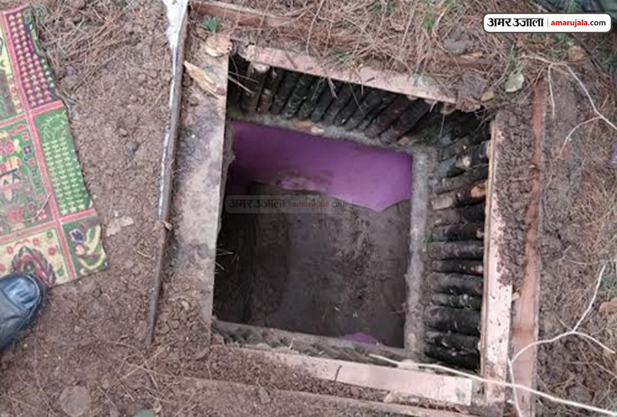 militants hideout busted by security forces in shopian yarwan forest jammu kashmir