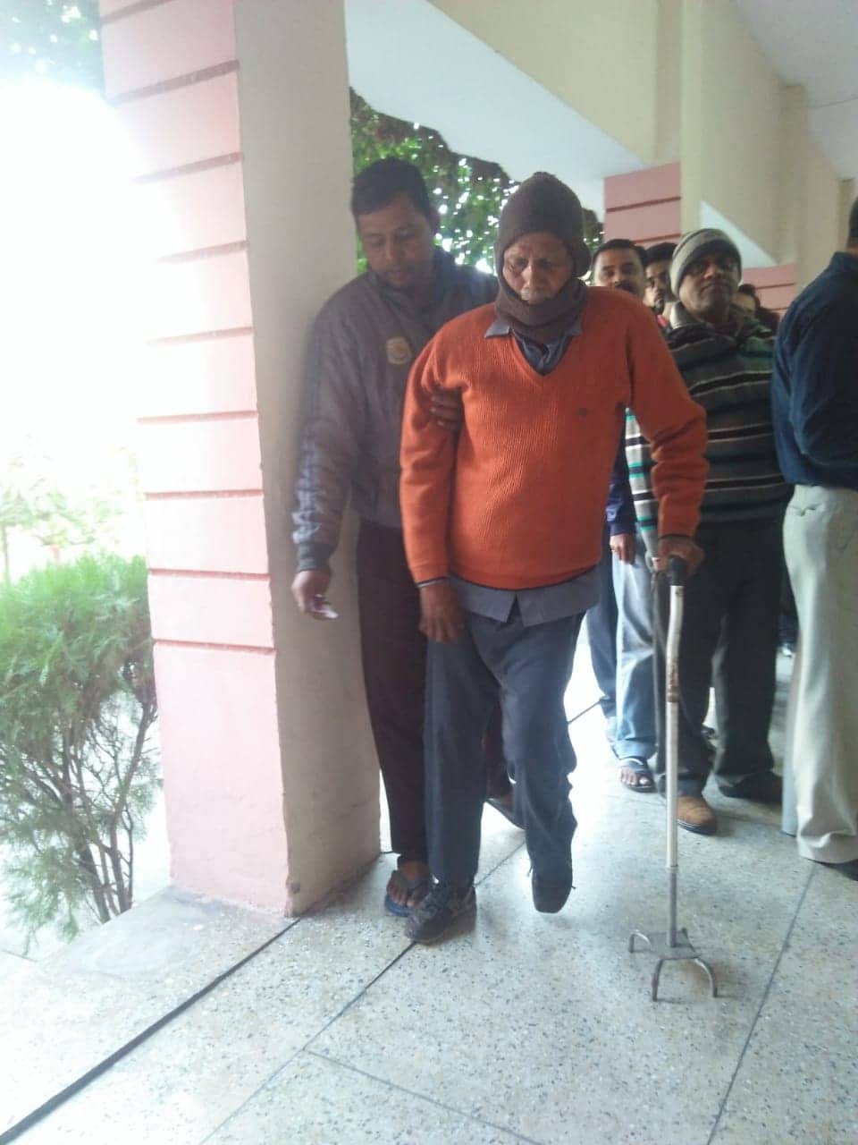Uttarakhand Nikay chunav 2018 Old People voting encourages youths