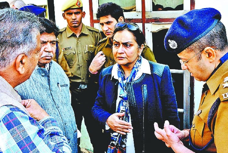 Four Family Members Murder in Panchkula, Big Question for Whats they Killed by Murderer