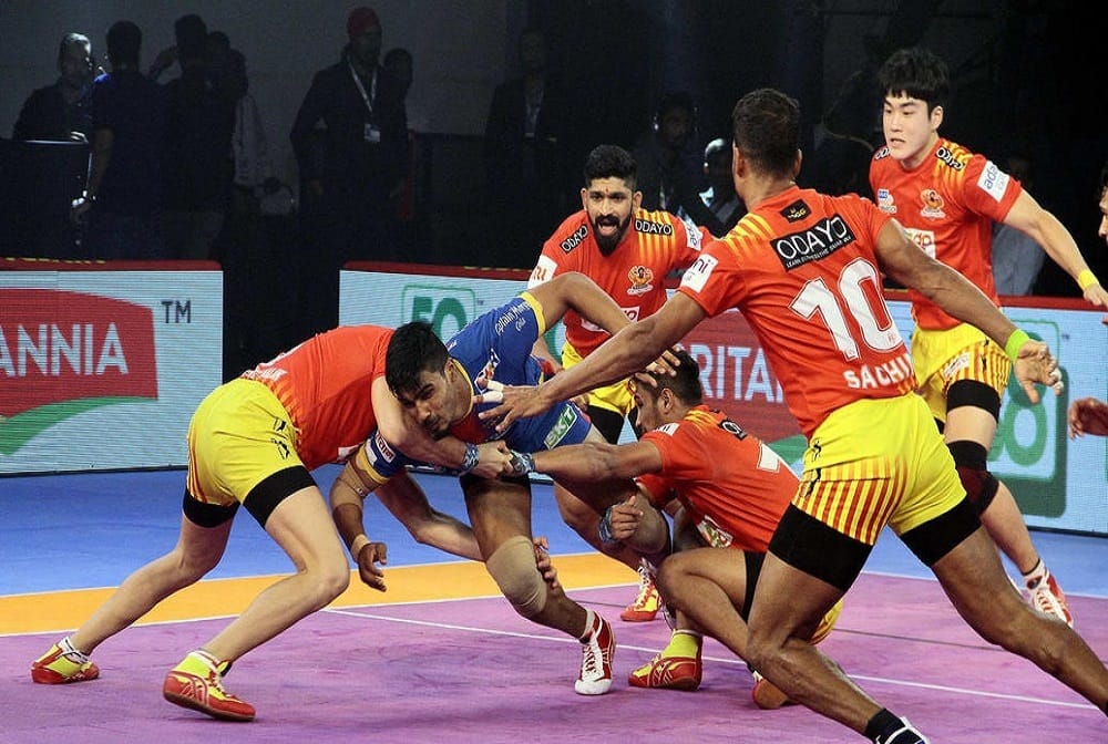 Gujarat Fortunegiants beats U.P.Yoddha beat by 37-32 in pro kabaddi 2018