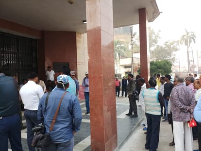 Dispute between CDO and project director in azamgarh