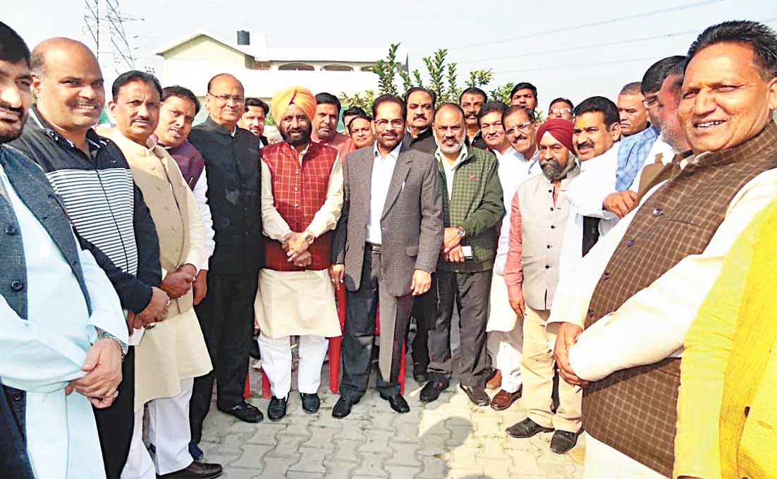 bjpleader nakvi told