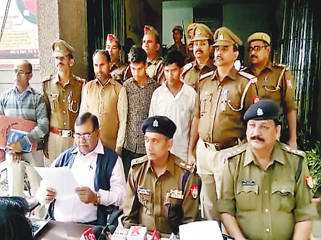 In Saifai, with 745 turtles, three smugglers