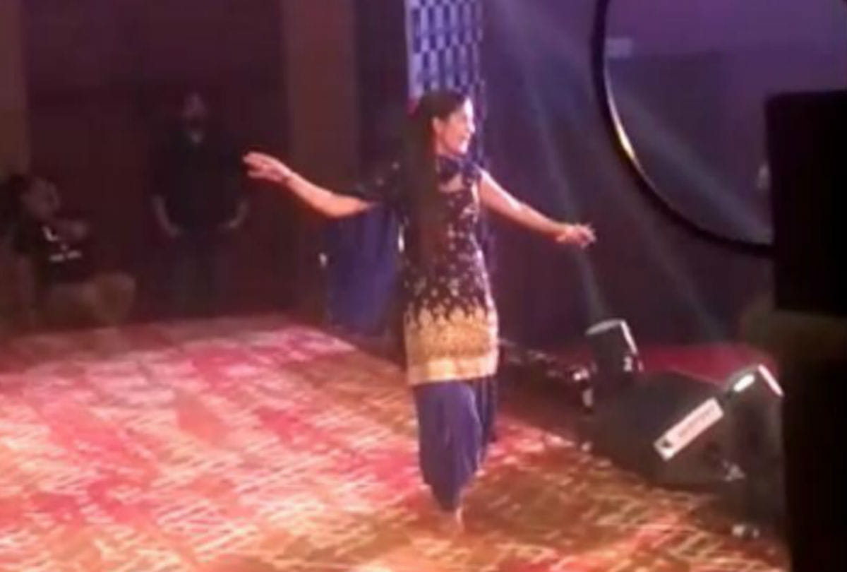 sapna choudhary dance video and photos goes viral on social media in agra