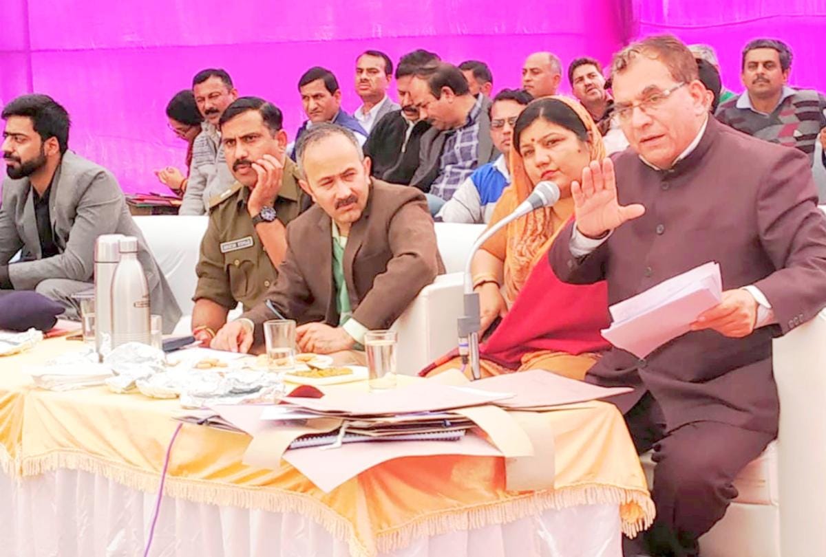 Education Minister Suresh Bhardwaj in Janmanch Indora Kangra Himachal Pradesh