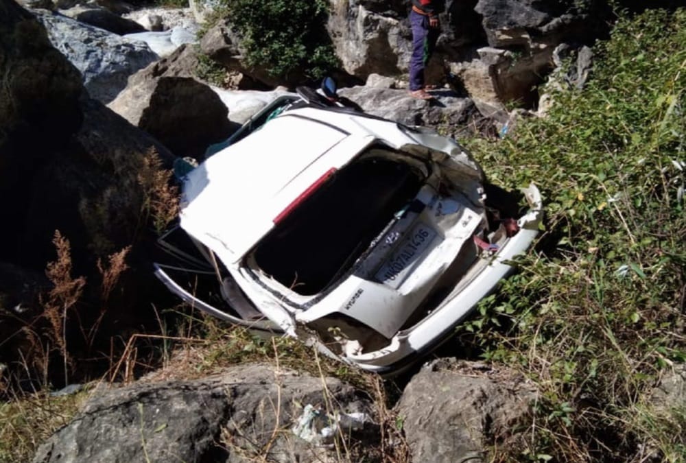 Whole Family Killed During Car Fell into ditch in uttarkashi