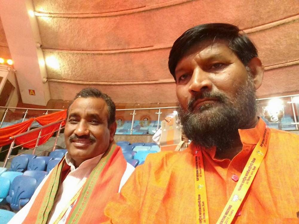 BJP MLA dinanath bhasker criticise his own party