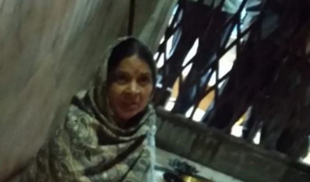 Missing husband found after 26 years at railway station