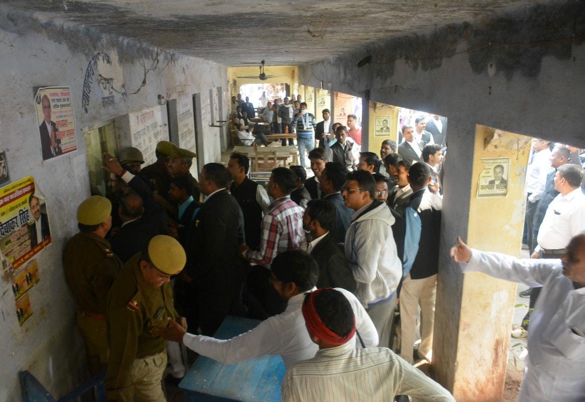 angry advocates make rucks and outrage in varanasi court