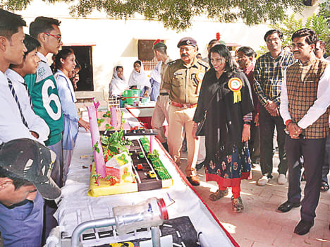 Selection of ten-ten models at the Janapadian Science Exhibition