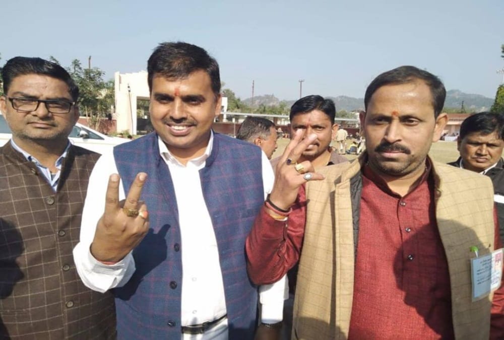 nikay chunav result 2018 after mother and father son also wins election in haridwar nagar nigam