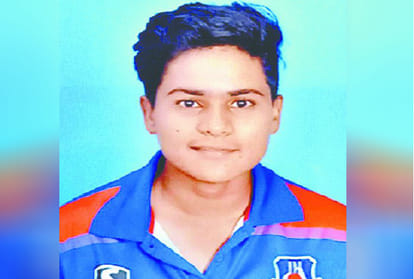 four women cricketer selected in the UP Senior cricket team