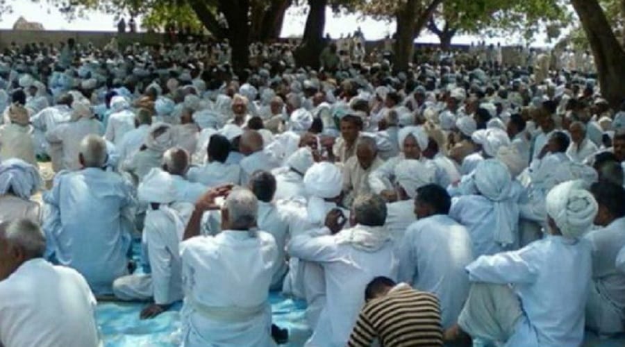 Muzaffarnagar, wrong decision of panchayat and beating of young man