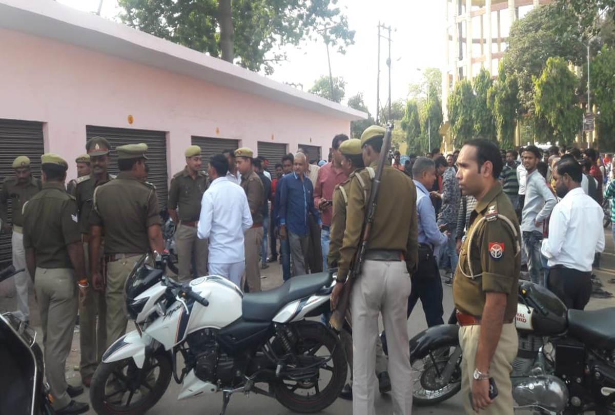 Mother and son burned in fire at jhansi